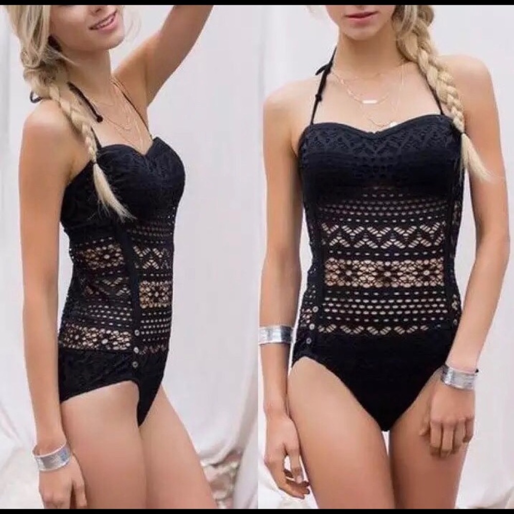 ❤️🛍Push-up Black Bathing Suit🛍❤️ - Picture 3 of 6